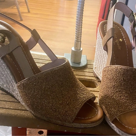 Kate Spade Beacon Gold Glitter Espadrilles Wedge Sandals Size 8.5M Great shape - Picture 10 of 12